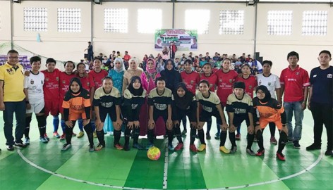 Tim Srikandi Lubuklinggau Juara 1 Lomba Futsal