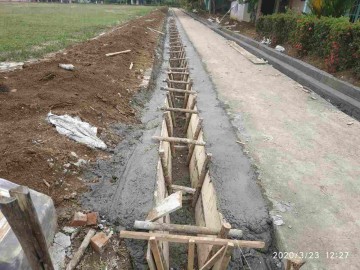 Volume Drainase Desa Sumber Sari Patut Dipertanyakan