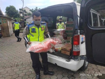 Polres Lubuklinggau Salurkan Bantuan Sembako