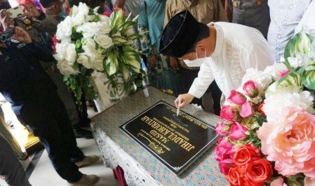 H SN Prana Putra Sohe Resmikan Masjid Jihadul Khoiriyah