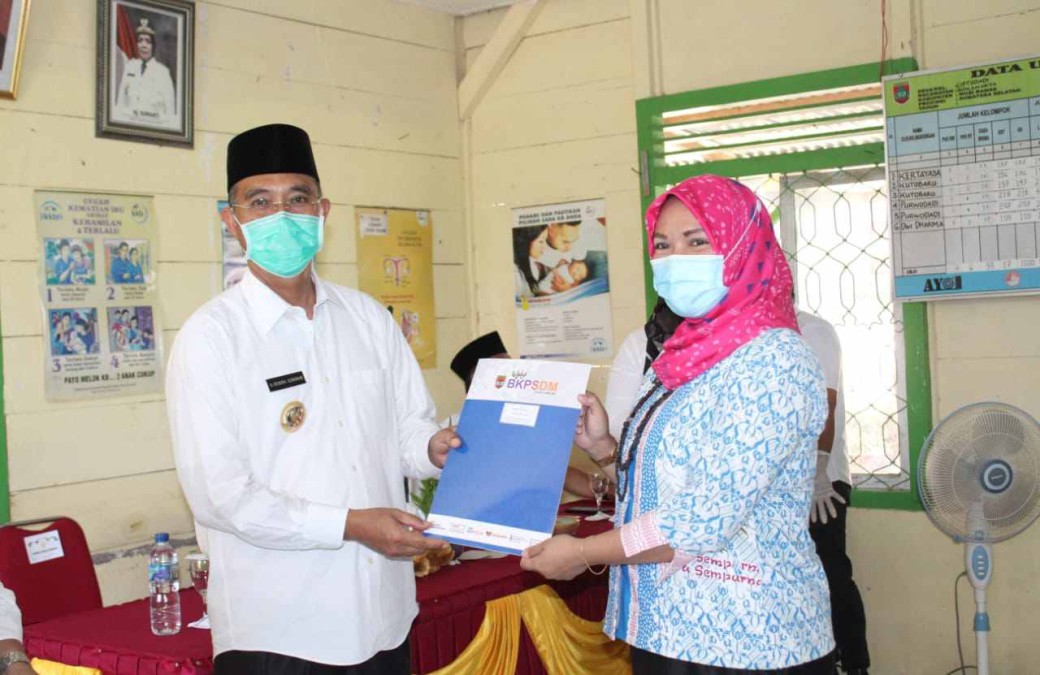 Sebanyak 17 ASN Terima SK Kenaikan Pangkat