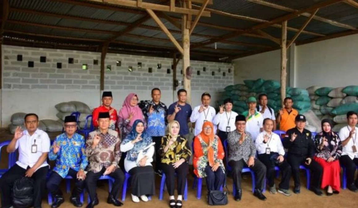 Bupati Mura Bersama Tim Kementrian Tinjau Usulan Tanda Kehormatan Satyalancana