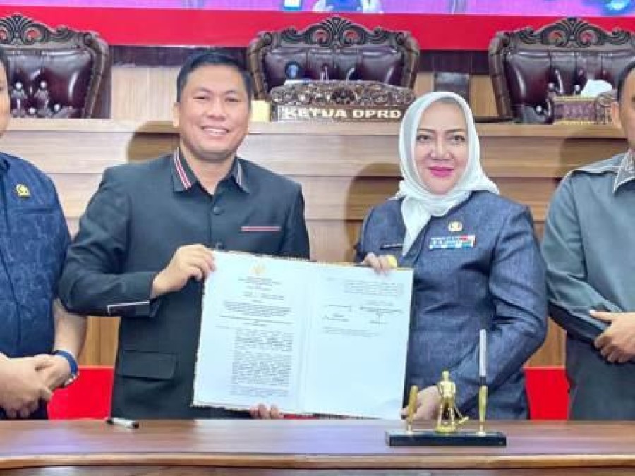 DPRD Musi Rawas Sahkan Raperda Pertanggungjawaban Pelaksanaan APBD 2023 Menjadi Perda