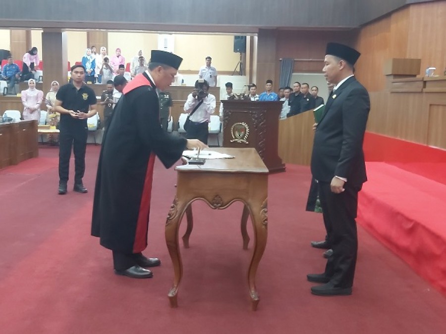 Wakil Ketua II DPRD Kabupaten Musi Rawas Resmi Dilantik