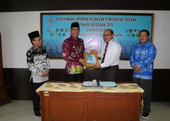 Bupati H2G Serahkan LKPD 2019 Pada BPK Sumsel