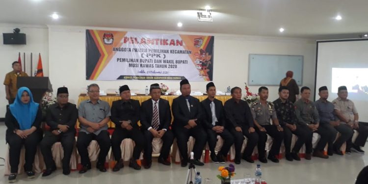 70 Anggota PPK Mura Dilantik