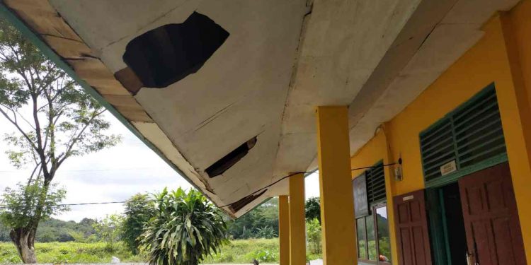 Gedung SDN 2 Srimulyo Tidak Terawat