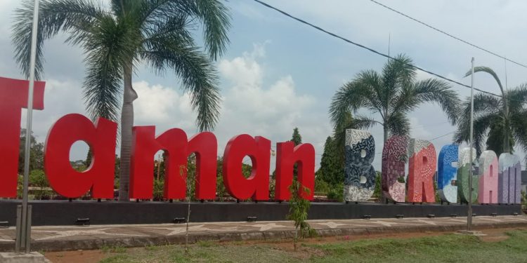 Manjakan Anak di Taman Beragam