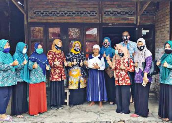 Dharma Wanita Kabupaten Mura Salurkan Bantuan Sembako