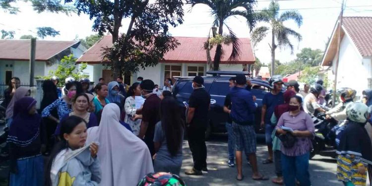 Ratusan Warga Datangi Dinsos Lubuklinggau