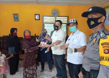 Pemdes Sadar Karya Salurkan BLT DD Untuk Dua Bulan