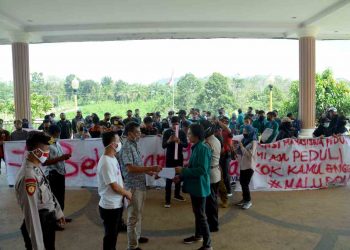 Skorsing 9 Mahasiswa Dinilai Ciderai Demokrasi