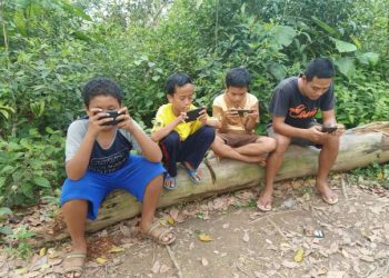 Puluhan Tahun Lubuk Bingin Baru Susah Sinyal