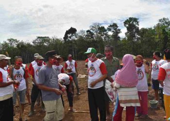 Masyarakat Antusias Sambut H Mulyana