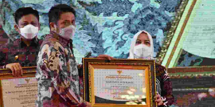 Mura Dapat Penghargaan PPD Terbaik I