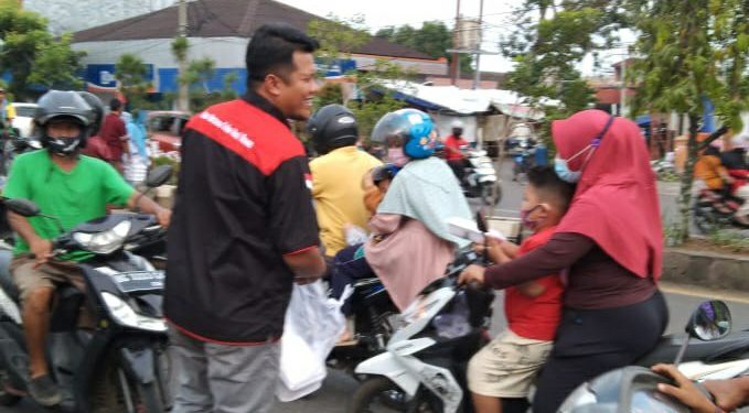 PD IWO Mura Berbagi Takjil