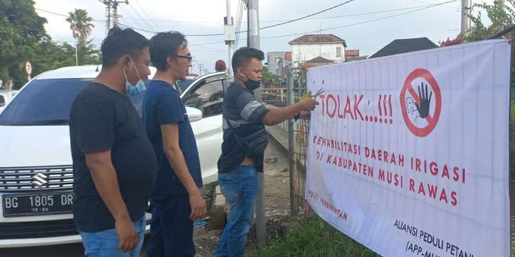 APP Tolak Pengeringan Saluran Irigasi