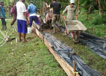 Dien Terima Upah Kerja per Meter 35 Ribu