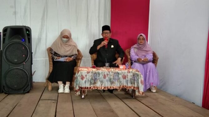 Reses Agus Hadi Dapat Applause Dari Warga