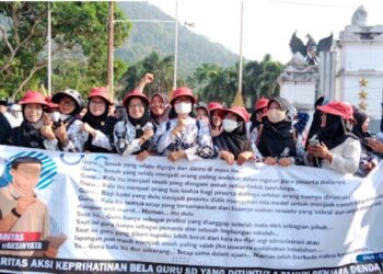 Momentum Hardiknas, Ratusan Guru Gelar Aksi Damai di Pengadilan Negeri Lubuklinggau