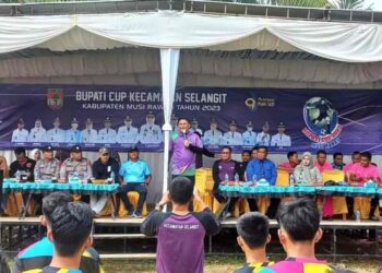 Turnamen Sepak Bola Bupati Cup Tingkat Kecamatan Selangit Resmi Dibuka