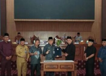 DPRD Lubuklinggau Setujui Raperda Tentang Pertanggungjawaban Pelaksanaan APBD Tahun 2022