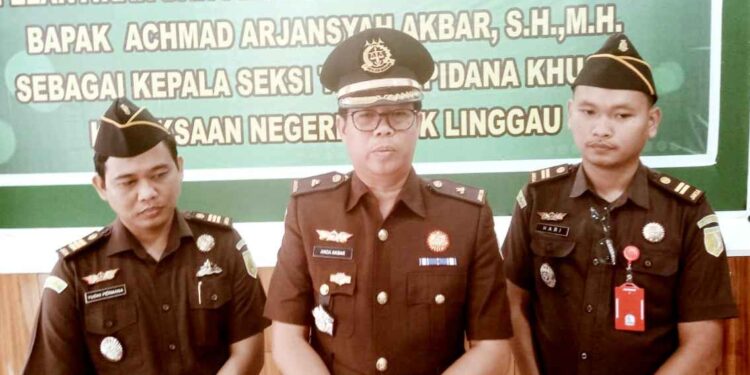 Kajari Lantik Achmad Arjansyah Akbar Sebagai Kasi Pidsus Kejari Lubuklinggau