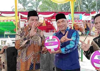 Warga Desa Trimukti Do’akan Ratna Machmud Pimpin Musi Rawas Dua Periode