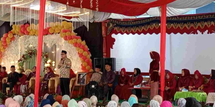 Ribuan Warga Hadiri Tasyakuran di Kediaman Aleg F-PDIP Hambali Lukman