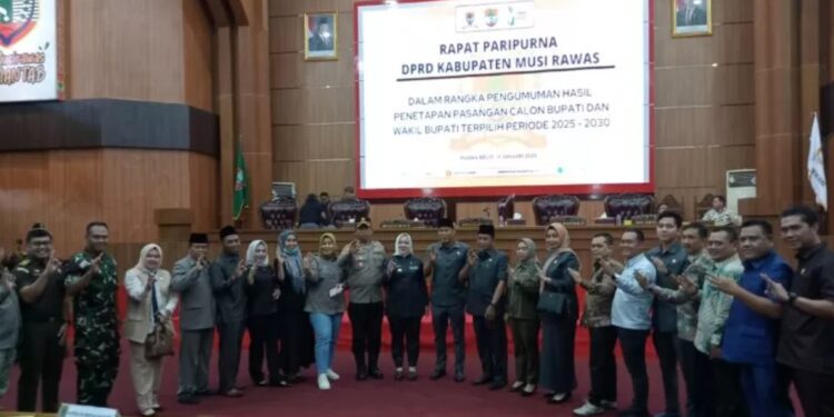 DPRD Mura Gelar Paripurna Agenda Usulan Pemberhentian Bupati dan Wakil Bupati Musi Rawas Periode 2021-2025